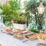 Hotell Els Cacadors De Macanet