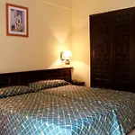 Hotell Els Cacadors De Macanet