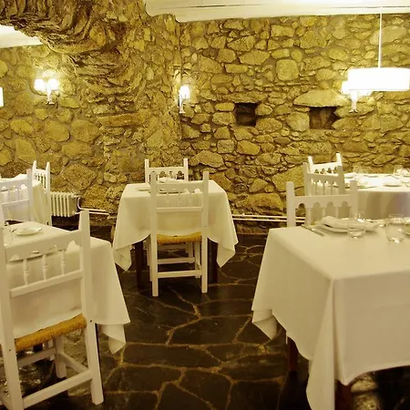 Els Cacadors De Macanet Hotel 3*