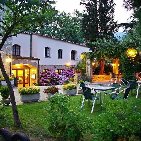 Els Cacadors De Macanet Hotel 3*
