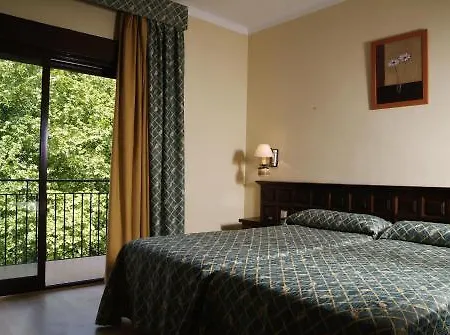 Els Cacadors De Macanet Hotel 3*