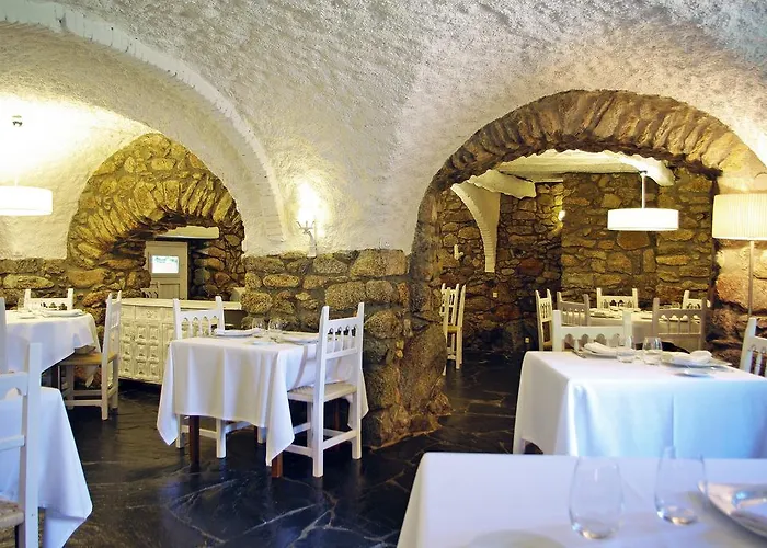 ホテル Els Cacadors De Macanet マサネット・デ・カブリニス