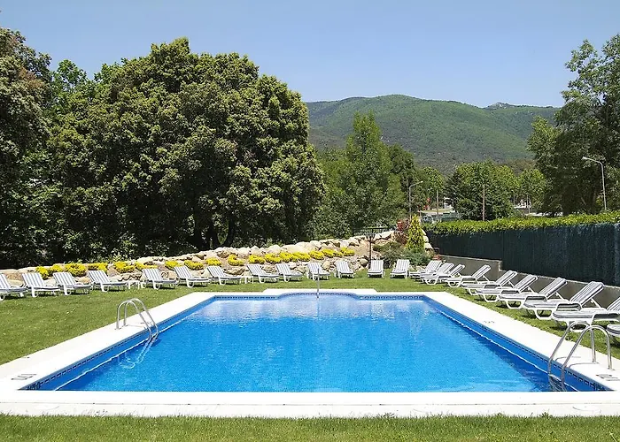 Hotel Els Cacadors De Macanet 3*